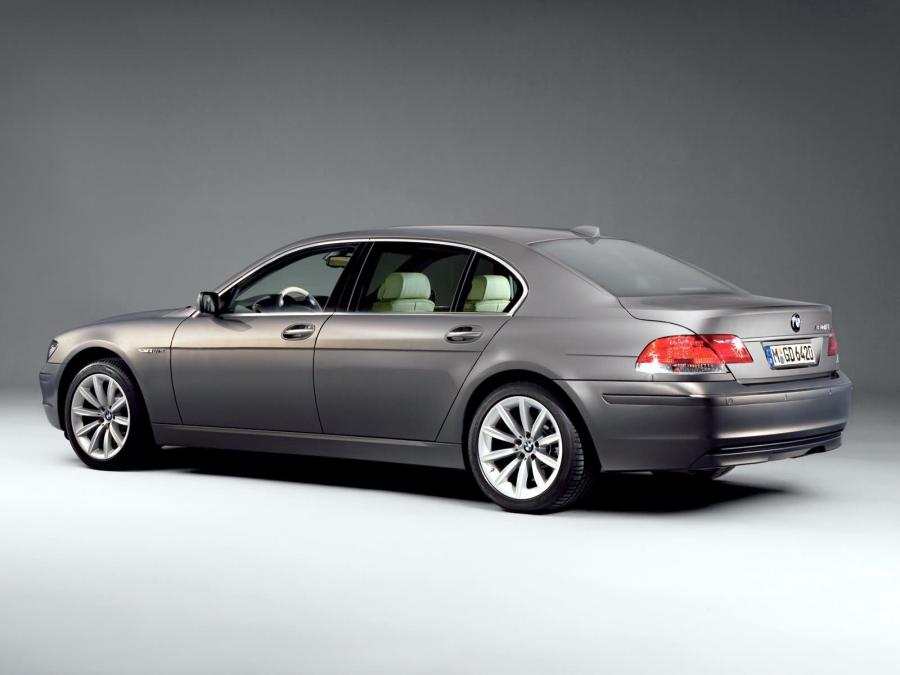  BMW 760Li Special Edition Exclusive 2006 года  (фото 7 из 9)